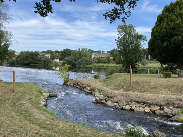 Saint Victurnien Water Sports Centre