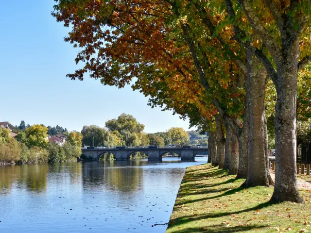 On the outskirts of Vienne, Aixe-sur-Vienne