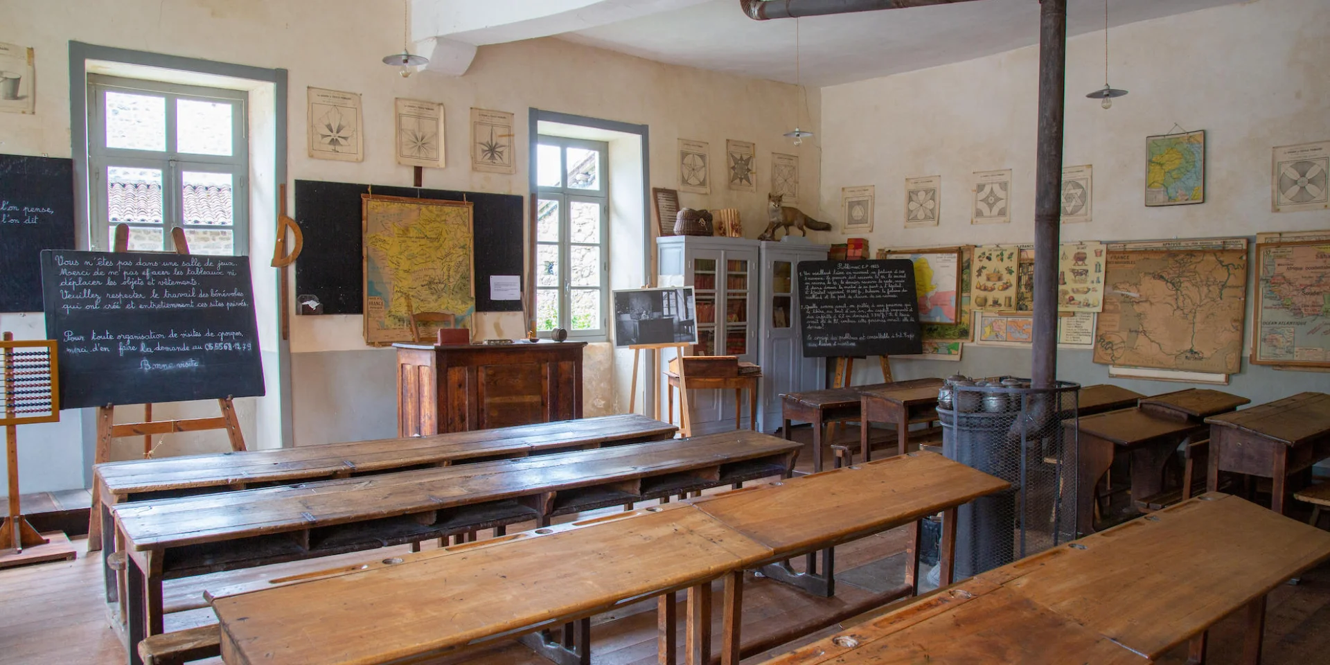 Montrol Sénard Salle De Classe