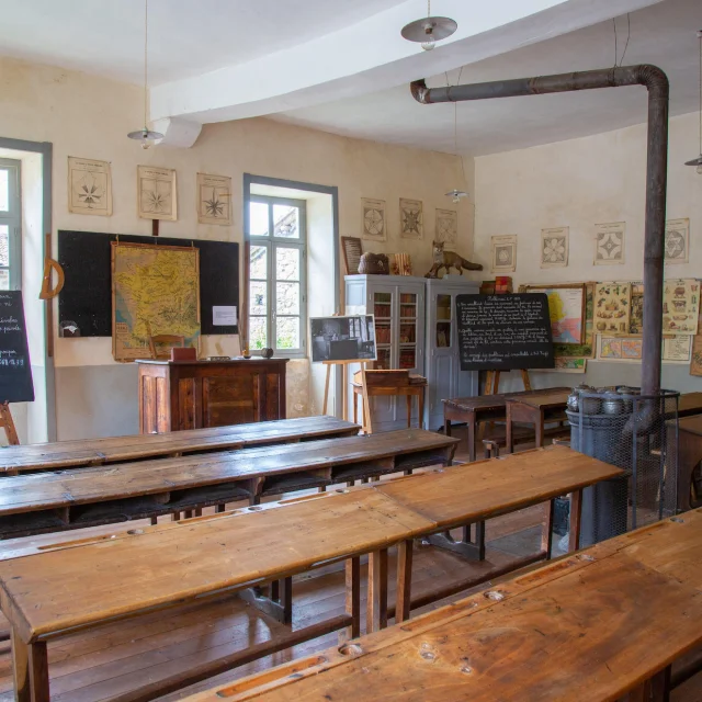 Montrol Sénard Salle De Classe