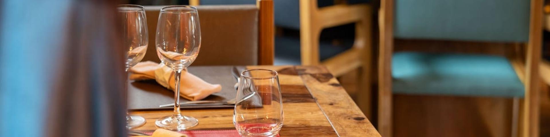 La Table Des Faubourgs Interieur