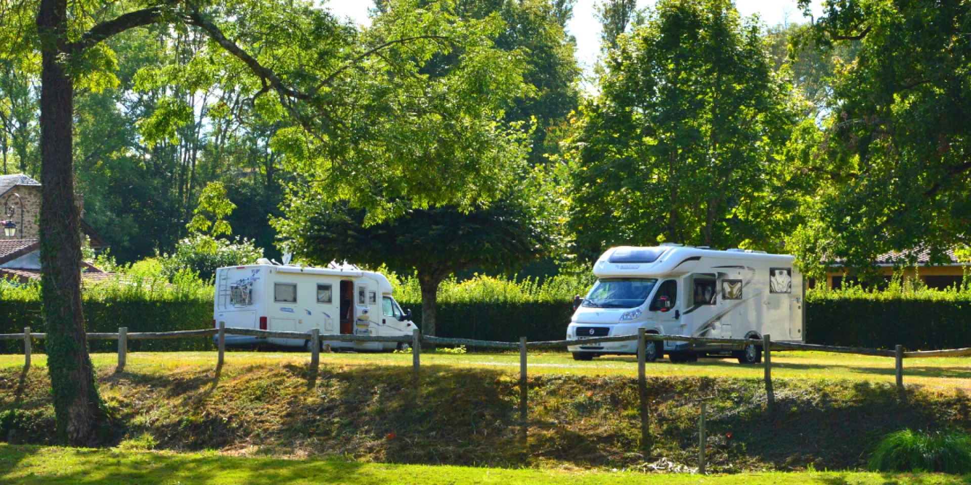 Aires De Camping Car Gratuites Dans Le Cantal www.visitlimousin.com