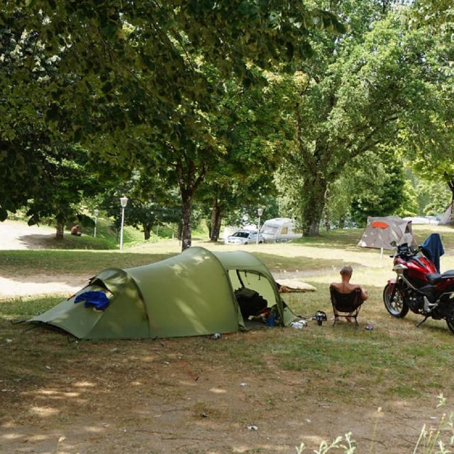 Camping du Lac, à Bujaleuf