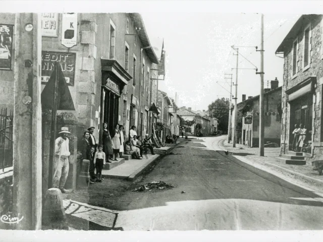 Rue Principale d'Oradour-sur-Glane avant le 10 juin 1944 - Centre de la mémoire d'Oradour