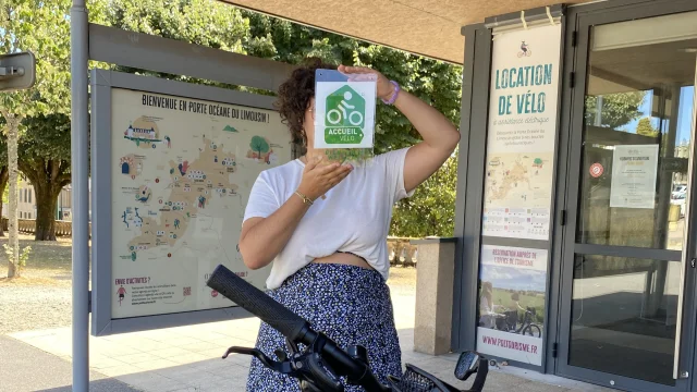 Accueil Velo A Loffice De Tourisme De Saint Junien 1 Rotated