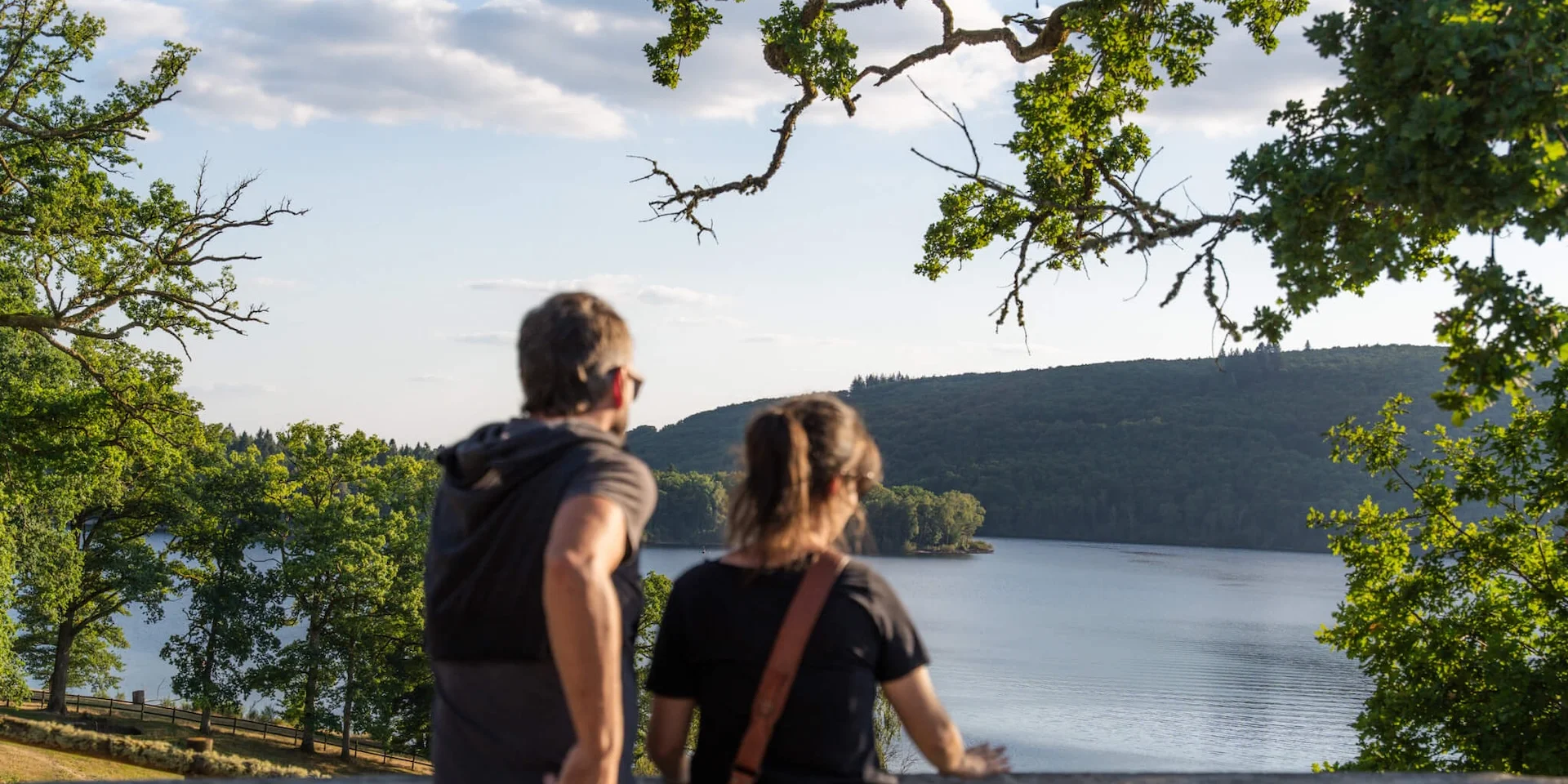 Couple Vassiviere Vue Sur Le Lac