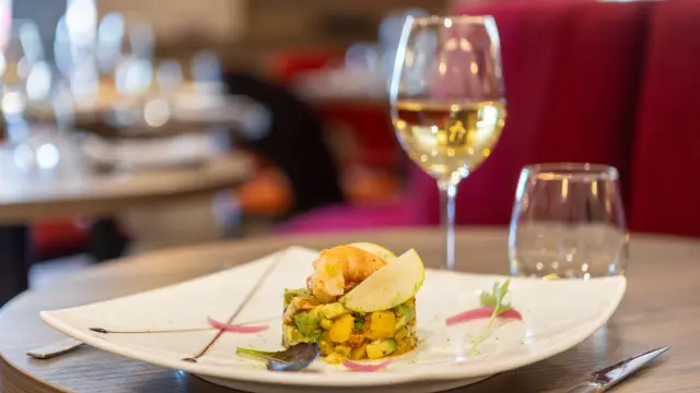 Cuisine gourmande et savoureuse du Limousin au Bœuf Rouge hôtel-restaurant de Saint-Junien