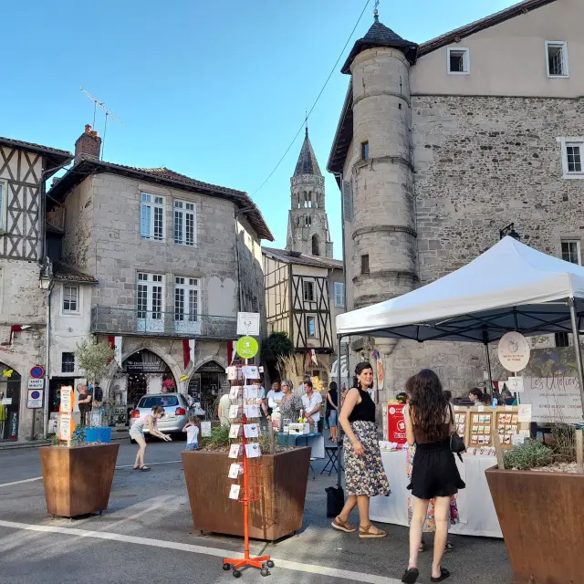 What to do in Saint-Léonard de Noblat in the summer – The Craft and Food Night Markets