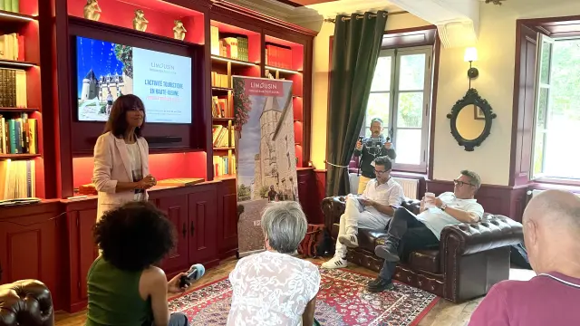 Conférence de presse tendances touristiques de l'été 2026
