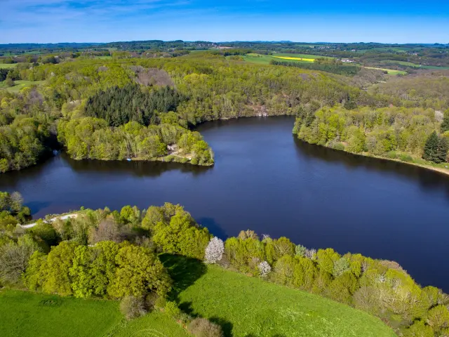 Lake Du Pont A Lage and its peninsula: one of the hidden gems to visit in Limousin